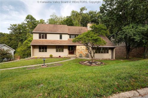 19 Brittany Woods, Charleston, WV, 25314-1501 | Card Image