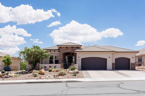 2005 W 450 S, St. George, UT, 84770-6983 | Card Image