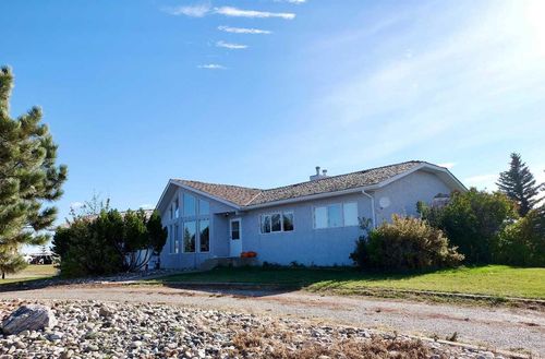 222041 Township Road 52, Magrath, AB, T0K1J0 | Card Image