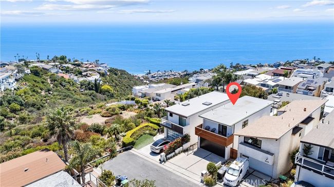 869 Santa Ana St, House other with 2 bedrooms, 3 bathrooms and 4 parking in Laguna Beach CA | Image 24