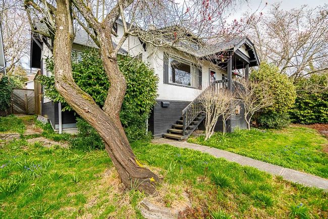 1305 Hamilton Street, House other with 4 bedrooms, 2 bathrooms and null parking in New Westminster BC | Image 4