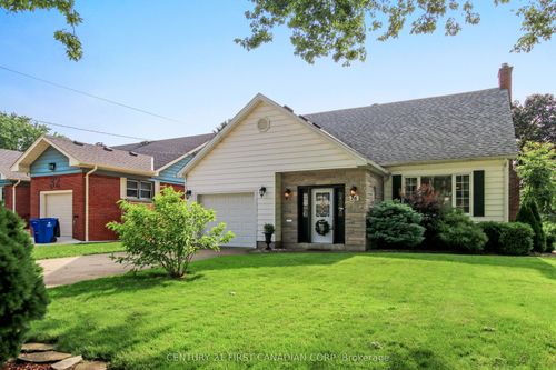 26 Grand Ave, Wallaceburg, ON, N8A4J9 | Card Image