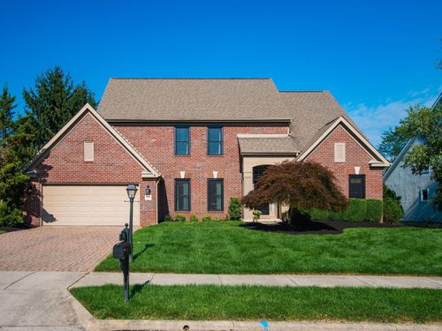 361 Ashmoore Cir W, Powell, OH, 43065-7441 | Card Image