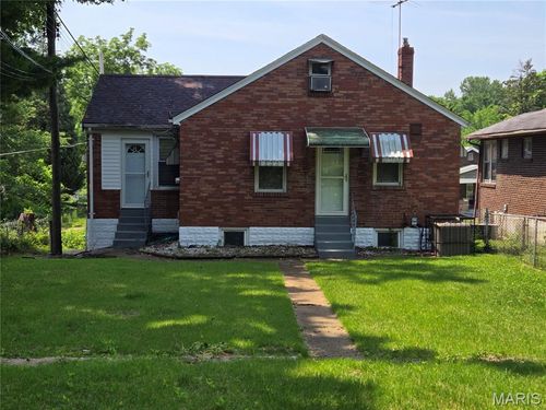 6415 Perry Ave, Saint Louis, MO, 63121-5439 | Card Image