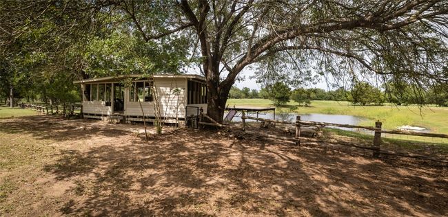 672 Clearfork Rd, Home with 3 bedrooms, 2 bathrooms and null parking in Lockhart TX | Image 38