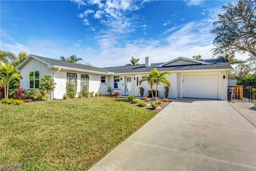 27244 Barbarosa Street, BONITA SPRINGS, FL, 34135 | Card Image