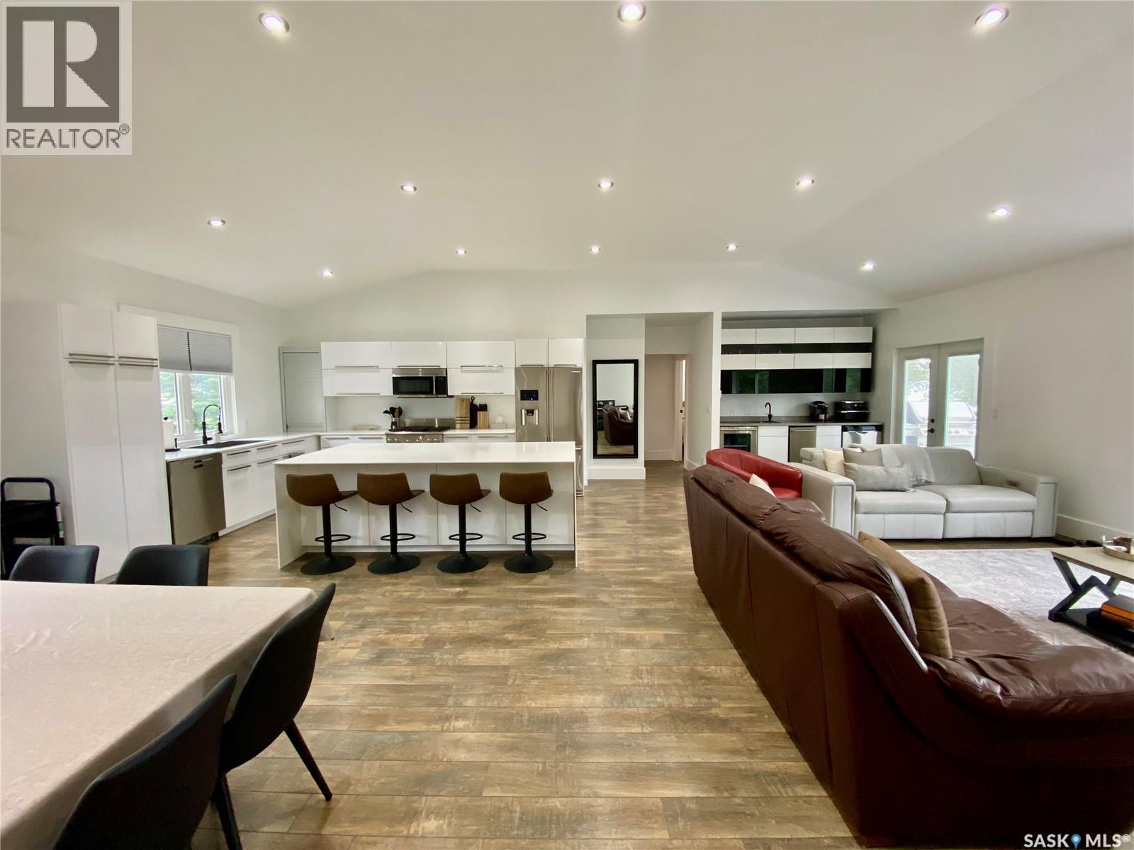 Residential in Oxbow 3