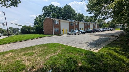 1507 Tucker St, Greensboro, NC, 27405-5571 | Card Image