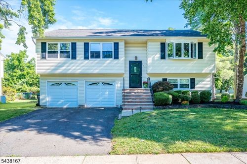 741 Decamp Dr, Hillsborough, NJ, 08844-3429 | Card Image