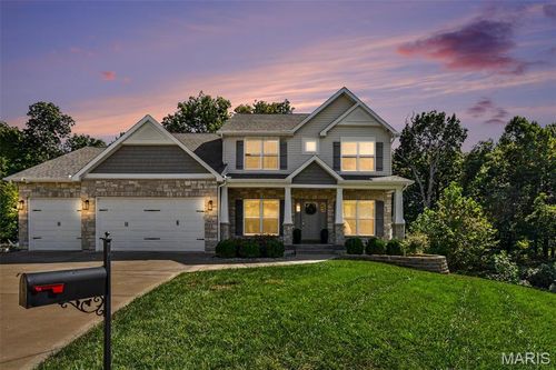 904 Old Nicholas Ct, Fenton, MO, 63026-3984 | Card Image