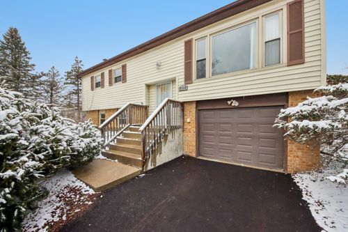 4330 190th Pl, Country Club Hills, IL, 60478-5776 | Card Image