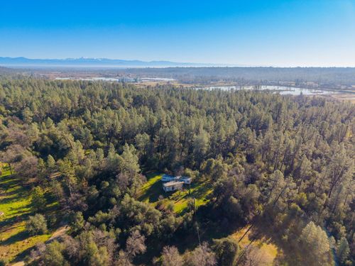 7766 Raven Road, Redding, CA, 96001 | Card Image