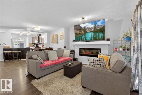 4050 Savaryn Dr Sw, Edmonton, AB, T6X1R8 | Card Image