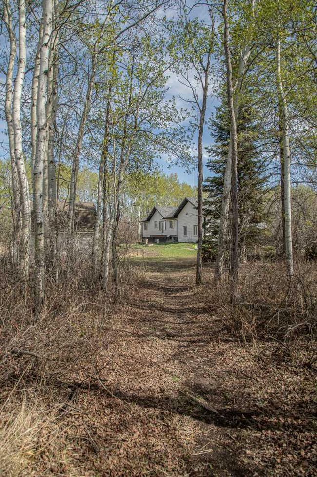 19125 Township Road 1104, House other with 5 bedrooms, 3 bathrooms and 10 parking in High Level AB | Image 39