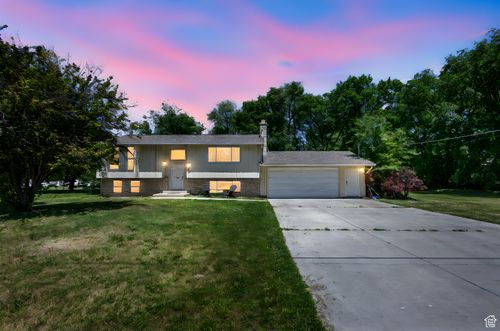 4070 W Idaho St, Corinne, UT, 84307-4562 | Card Image
