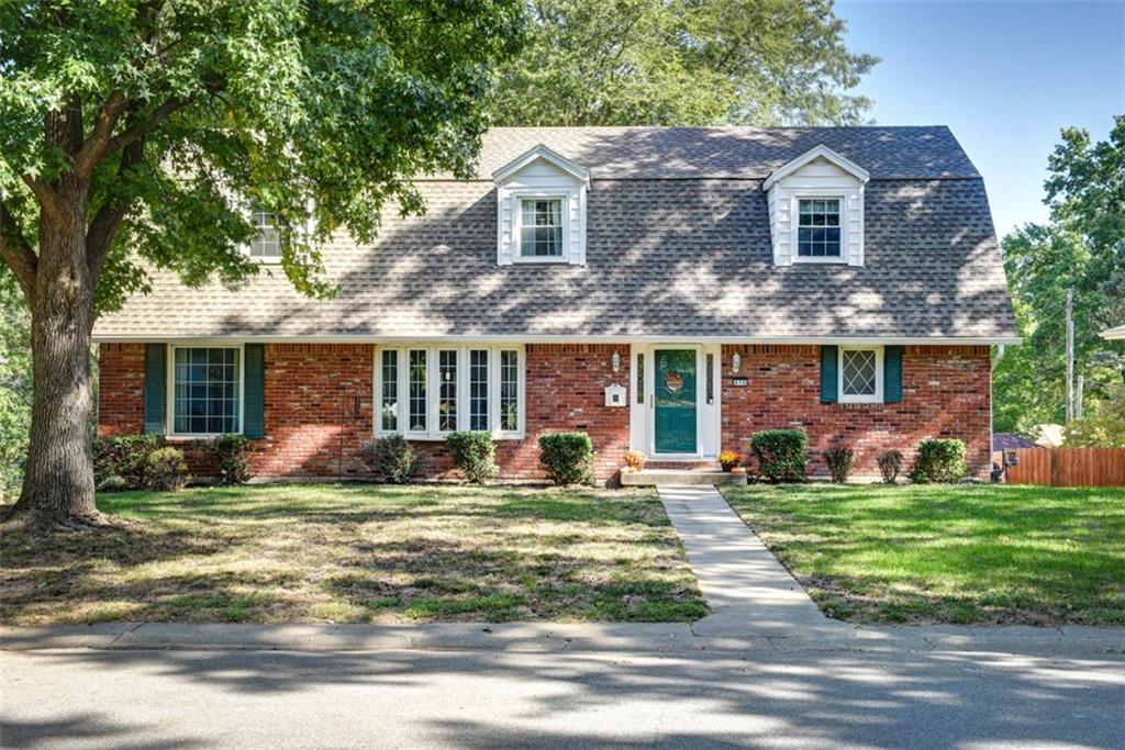 Leslie Dr, Independence, MO 64055