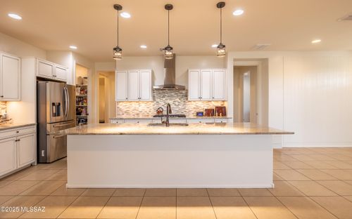 9950 E Camelback Trl, Tucson, AZ, 85747-0040 | Card Image