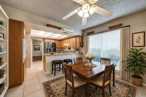 12a-3803 Barrington St, San Antonio, TX, 78217-4106 | Card Image