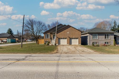 631 Main St N, Bothwell, ON, N0P1C0 | Card Image