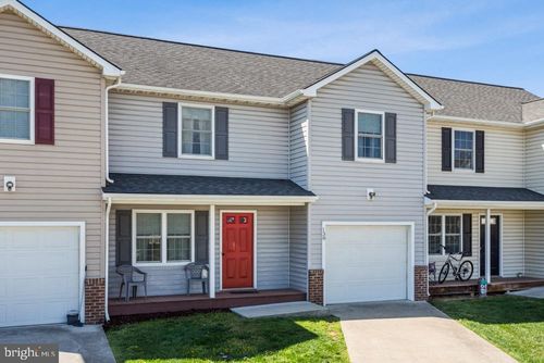 138 Granny Smith Dr, Timberville, VA, 22853-9528 | Card Image