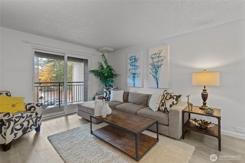 apt-e305-14620 Ne 31st St, Bellevue, WA, 98007-7639 | Card Image