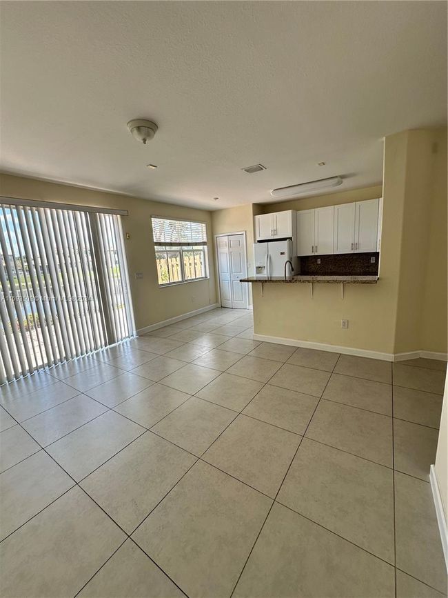 10967 - 10967 Nw 79th St, Townhouse with 4 bedrooms, 2 bathrooms and null parking in Doral FL | Image 15