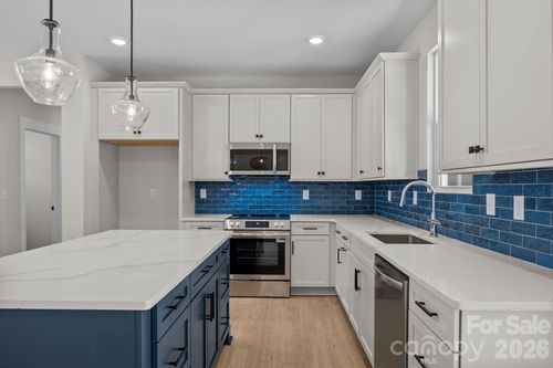 2319 Lee Lawing Rd, Lincolnton, NC, 28092-7524 | Card Image