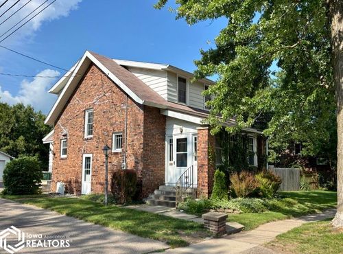 1105 E Broadway Ave, Fairfield, IA, 52556-3014 | Card Image