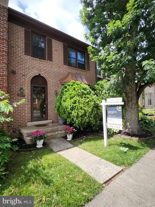 2880 Kelly Sq, VIENNA, VA, 22181-6140 | Card Image