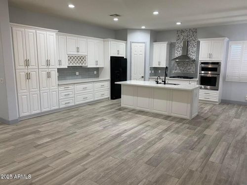 18208 W La Mirada Dr, Goodyear, AZ, 85338-5238 | Card Image