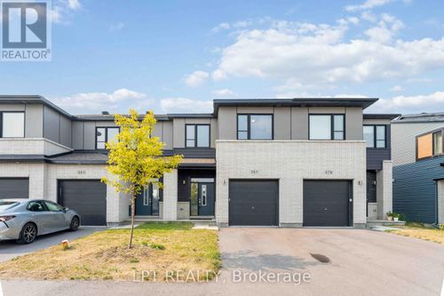 381 Cope Dr, Stittsville, ON, K2V0P7 | Card Image