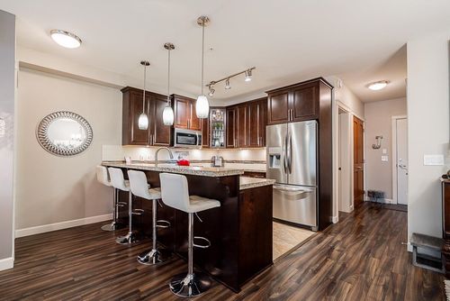 b323-8218 207a St, Langley, BC, V2Y0Y1 | Card Image