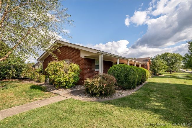 5142 Scottsville Rd, Home with 3 bedrooms, 3 bathrooms and null parking in Floyds Knobs IN | Image 70