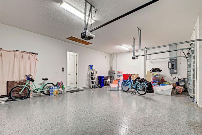 3 car garage | Image 41
