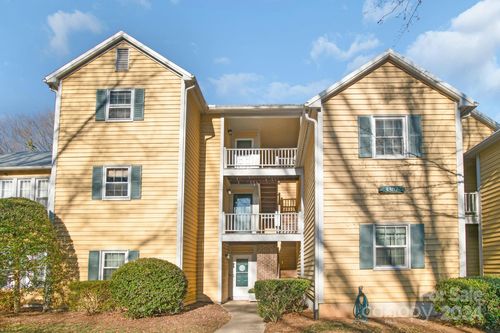 apt-9-3302 Selwyn Farms Ln, Charlotte, NC, 28209-4016 | Card Image