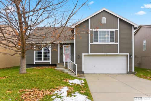 19106 K St, Omaha, NE, 68135-1370 | Card Image