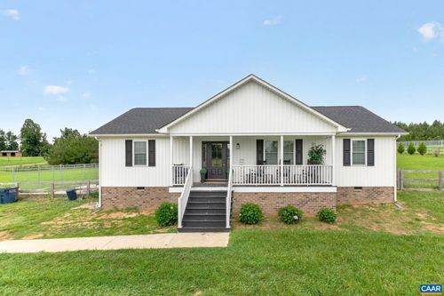 4267 Pin Oak Rd, Prospect, VA, 23960-8209 | Card Image