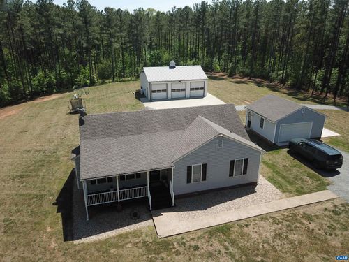 1121 Hardware Rd, Scottsville, VA, 24590-4960 | Card Image