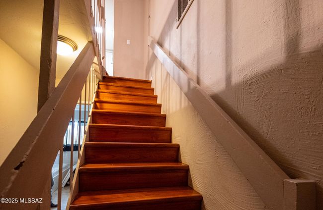 Home-4 | Image 8