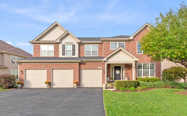 404 Bower Ln, House other with 5 bedrooms, 3 bathrooms and null parking in Oswego IL | Image 4