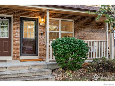 Front porch | Image 2