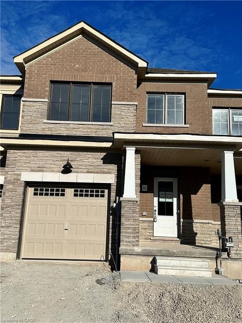 46 Rowlock St, Welland, ON, L3B0M7 | Card Image