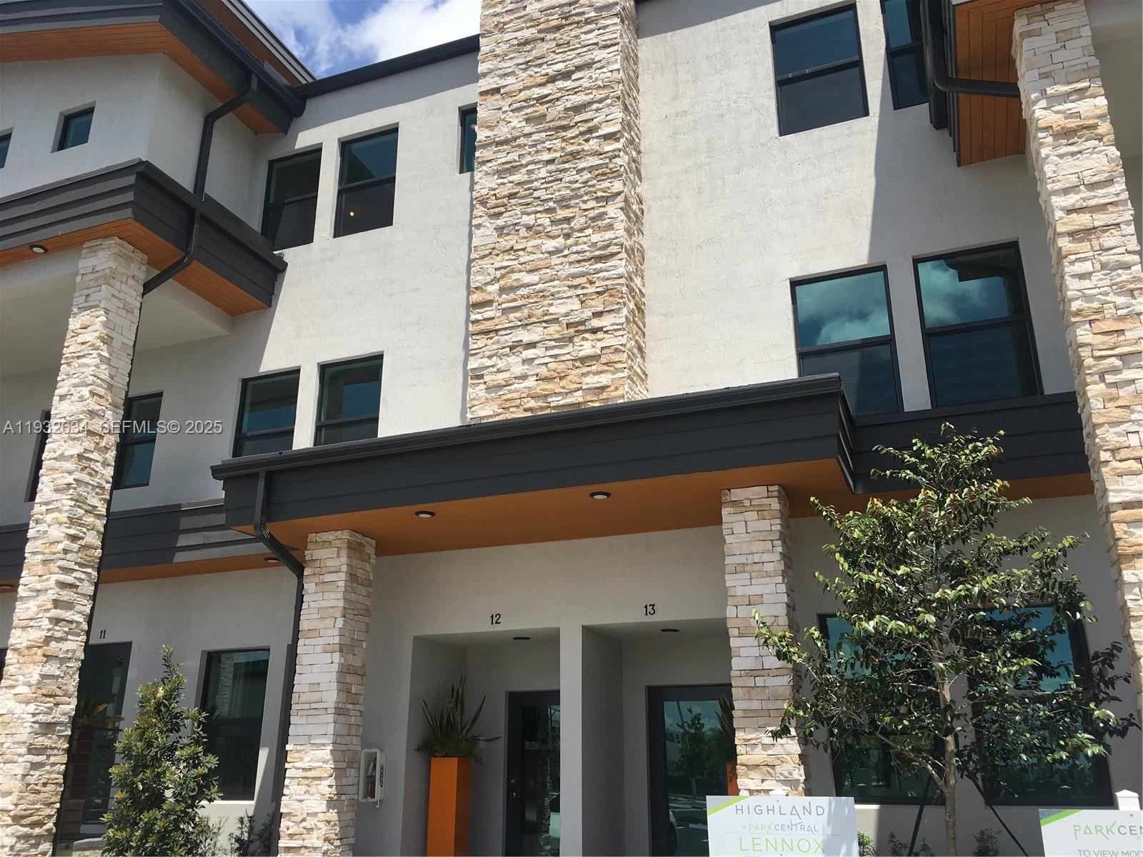 Residential in Doral 2