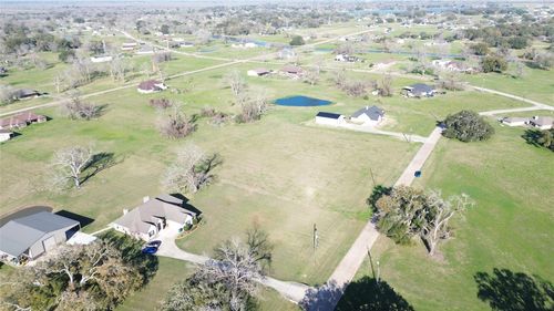 1532 Flintlock Ct, Angleton, TX, 77515-7592 | Card Image