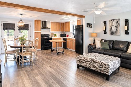 132 Hackberry Cove Ln, Onalaska, TX, 77360-7044 | Card Image