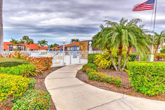 9I - 5400 34th Street W, Condo with 2 bedrooms, 2 bathrooms and null parking in Bradenton FL | Image 34