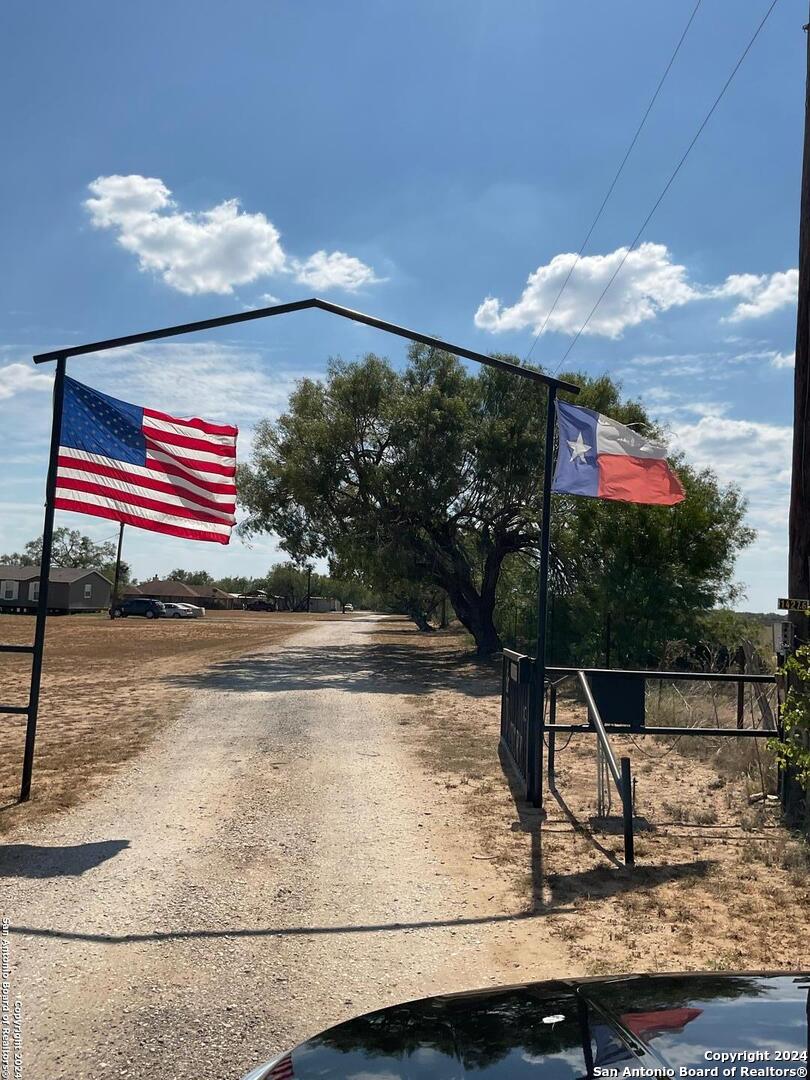 Residential in Lytle