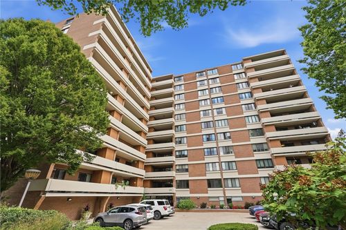 306-220 N Dithridge, Oakland, PA, 15213 | Card Image