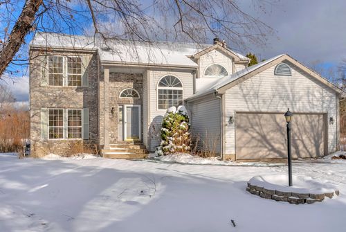 378 Ballenisle Ct, Chesterton, IN, 46304-2267 | Card Image