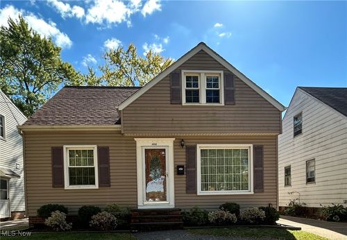 13712 Rockside Rd, Garfield Heights, OH, 44125-5176 | Card Image